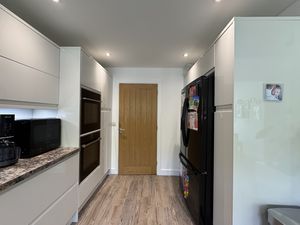 KITCHEN- click for photo gallery